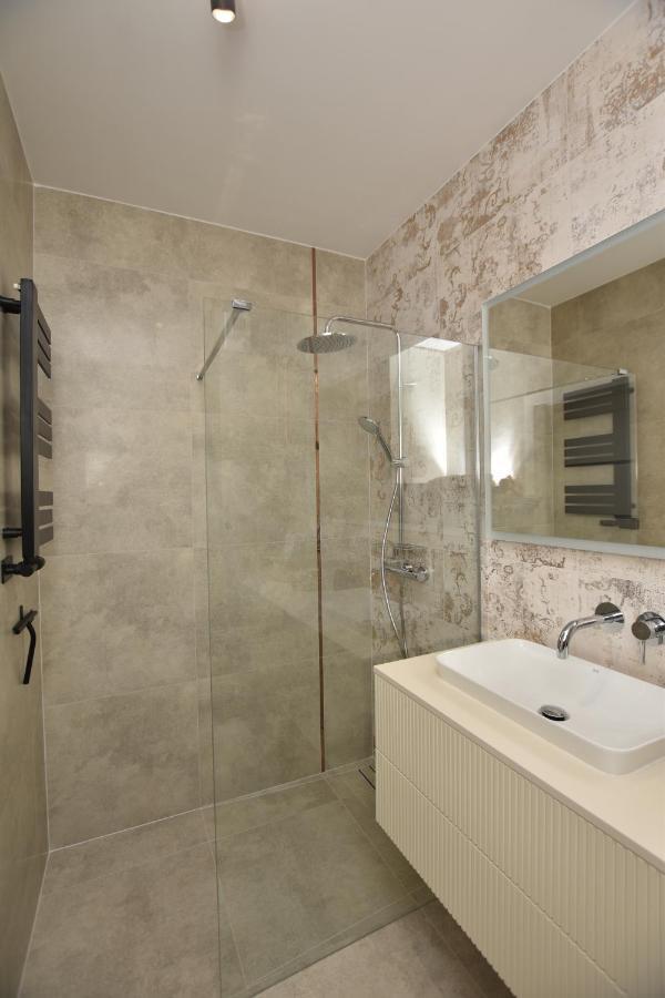 Apartament Nr 50, 2 Sypialnie, Wygodny Parking Podziemny Torun Luaran gambar