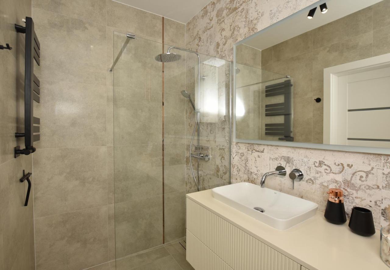 Apartament Nr 50, 2 Sypialnie, Wygodny Parking Podziemny Torun Luaran gambar