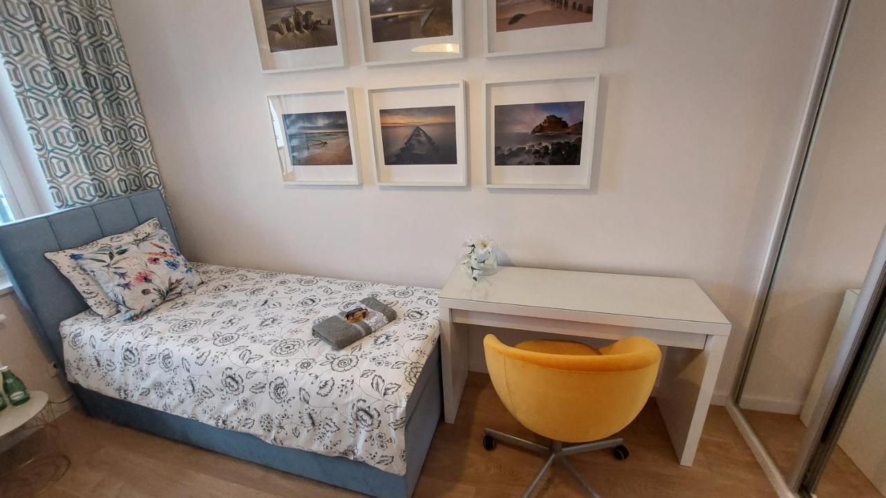 Apartament Nr 50, 2 Sypialnie, Wygodny Parking Podziemny Torun Luaran gambar